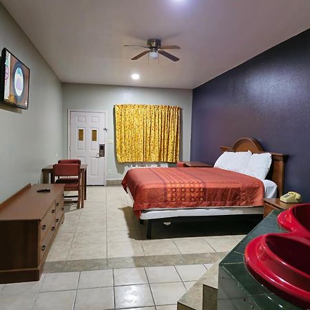 Texas Inn And Suites Rgv Эдинбург Экстерьер фото