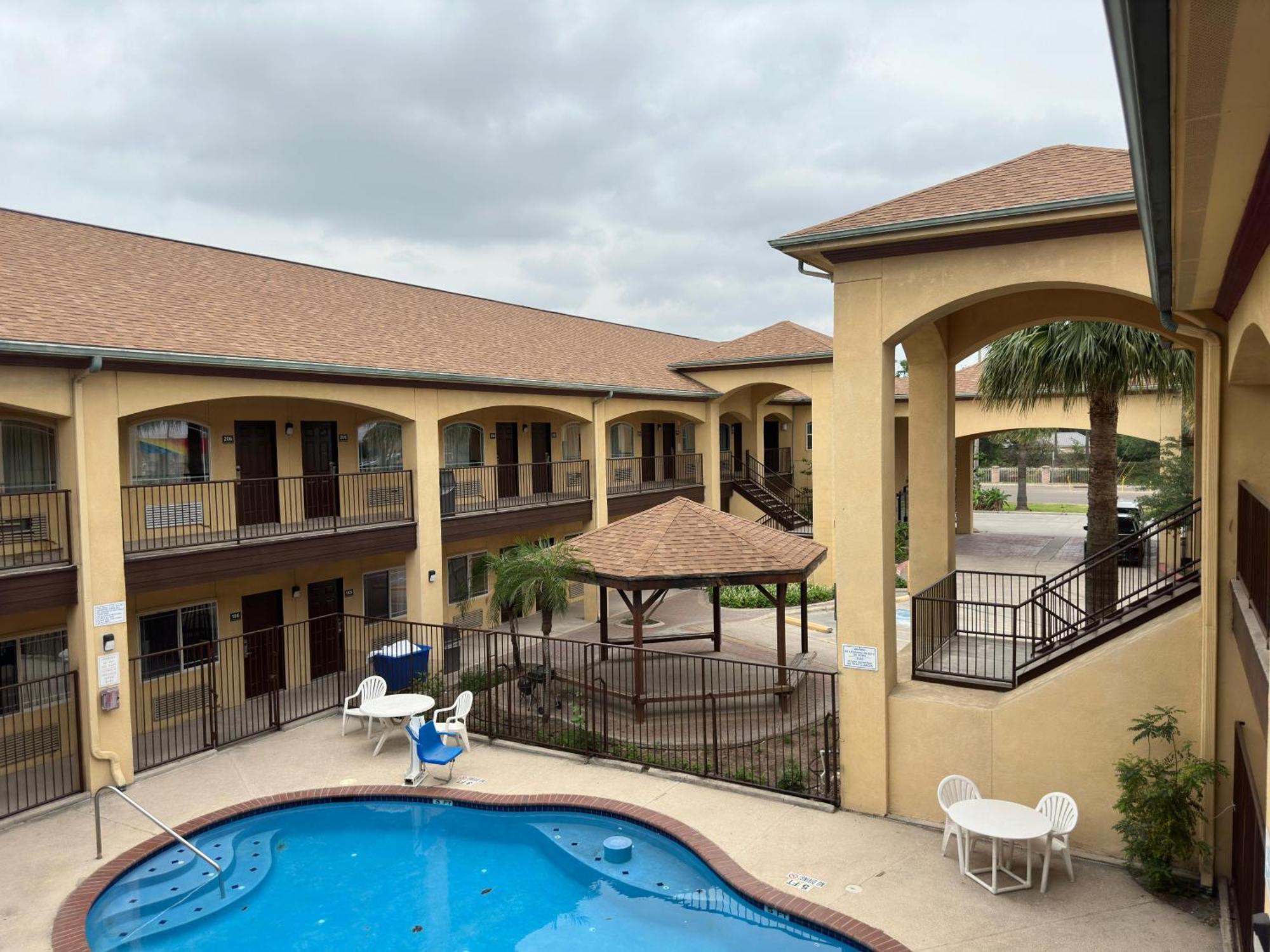 Texas Inn And Suites Rgv Эдинбург Экстерьер фото