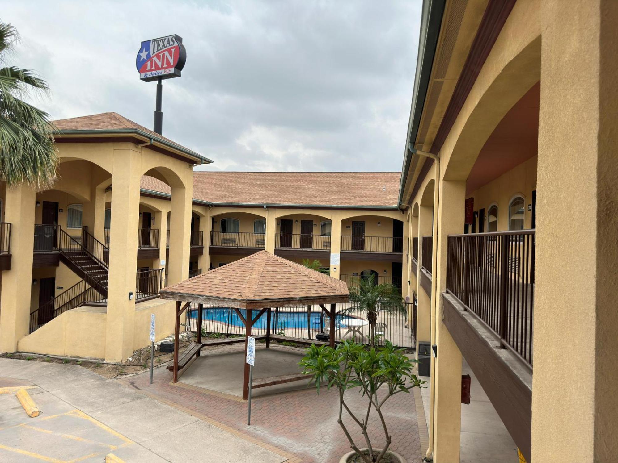 Texas Inn And Suites Rgv Эдинбург Экстерьер фото